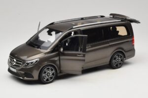 Mercedes V-Class W447 AMG Line Indium Grey Norev 1:18 183873 Metalli — kuva 2 / 8