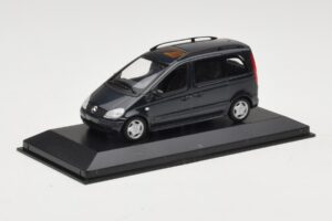 Mercedes Vaneo Tummansininen Minichamps 1:43 400031200 Metalli — kuva 2 / 4