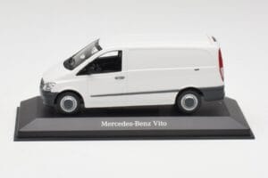 Mercedes Vito Arctic Valkoinen Minichamps 1:43 B66960524 Metalli