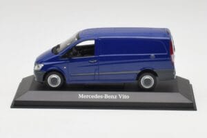 Mercedes Vito Atlantis Sininen Minichamps 1:43 B66960525 Metalli
