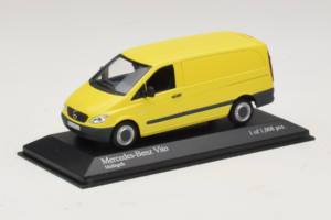 Mercedes Vito Kastenwagen Keltainen Minichamps 1:43 400032260 Metalli — kuva 2 / 4