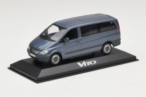 Mercedes Vito W638 Lugano Grey Minichamps 1:43 B67871201 Metalli — kuva 2 / 4