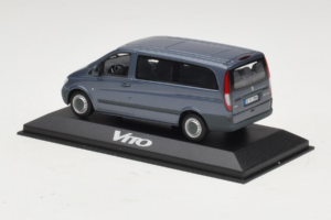 Mercedes Vito W638 Lugano Grey Minichamps 1:43 B67871201 Metalli — kuva 3 / 4