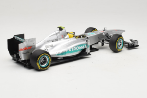 Mercedes W03 #8 N. Rosberg Mercedes AMG Petronas Showcar 2012 Minichamps 1:18 110120078 Metalli — kuva 2 / 7