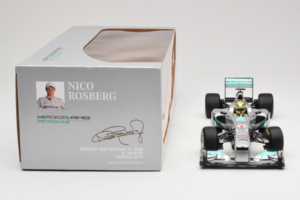Mercedes W03 #8 N. Rosberg Mercedes AMG Petronas Showcar 2012 Minichamps 1:18 110120078 Metalli — kuva 6 / 7