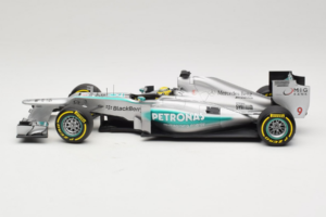 Mercedes W04 #9 N. Rosberg Mercedes AMG Petronas Showcar 2013 Minichamps 1:18 110130079 Metalli — kuva 3 / 7
