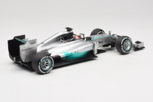 Mercedes W05 #44 L. Hamilton Mercedes AMG Petronas Chinese Grand Prix Winner 2014 Minichamps 1:18 110140244 Metalli — kuva 2 / 7