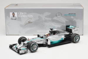Mercedes W05 #44 L. Hamilton Mercedes AMG Petronas Chinese Grand Prix Winner 2014 Minichamps 1:18 110140244 Metalli — kuva 7 / 7