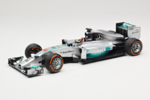 Mercedes W05 #44 L. Hamilton Mercedes AMG Petronas Malaysian Grand Prix Winner 2014 Minichamps 1:18 110140144 Metalli