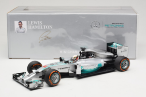 Mercedes W05 #44 L. Hamilton Mercedes AMG Petronas Malaysian Grand Prix Winner 2014 Minichamps 1:18 110140144 Metalli — kuva 7 / 7