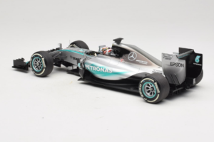 Mercedes W06 #44 L. Hamilton F1 World Champion 2015 Dealer Edition Minichamps 1:18 B66960539 Metalli — kuva 5 / 7