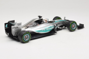 Mercedes W06 #44 L. Hamilton Mercedes AMG Petronas United States Grand Prix Winner World Champion 2015 Minichamps 1:18 110150 — kuva 2 / 7