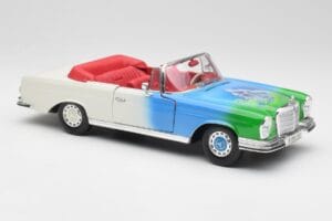 Mercedes 280SE W108 Tricolor Maisto 1:18 56014 Metalli — kuva 6 / 8