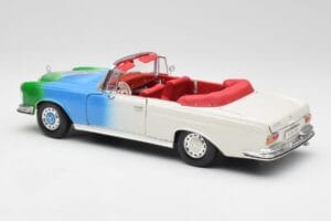 Mercedes 280SE W108 Tricolor Maisto 1:18 56014 Metalli — kuva 7 / 8