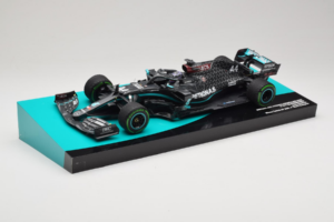 Mercedes W11 #44 L. Hamilton Mercedes AMG Petronas Turkish Grand Prix Winner World Champion 2020 Minichamps 1:18 113201444 Ha — kuva 2 / 7