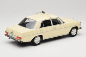 Mercedes W115 Beige Taxi MCG 1:18 MCG18055 Metalli — kuva 2 / 6