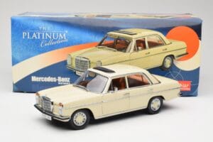 Mercedes W115 Strich 8 Kerma Sun Star 1:18 4581 Metalli — kuva 8 / 8