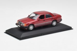 Mercedes 300D W124 Punainen Minichamps 1:43 3209 Metalli — kuva 2 / 4