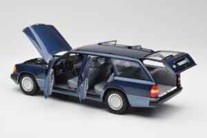 Mercedes 300D W124 T-Modell Nautical Sininen Norev 1:18 183962 Metalli — kuva 5 / 8