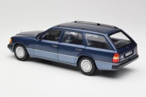Mercedes 300D W124 T-Modell Nautical Sininen Norev 1:18 183962 Metalli — kuva 7 / 8