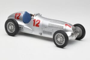 Mercedes W125 #12 R. Caracciola Grand Prix 1937 CMC 1:18 M-052 Metalli — kuva 4 / 6