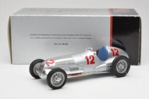Mercedes W125 #12 R. Caracciola Grand Prix 1937 CMC 1:18 M-052 Metalli — kuva 6 / 6