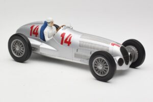 Mercedes W125 #14 Daimler-Benz AG M. von Brauchitsch 2nd Place German GP 1937 Minichamps 1:18 155373114 Metalli — kuva 4 / 6