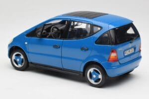 Mercedes A-Class W168 Azure Sininen Maisto 1:18 50311 Metalli — kuva 7 / 8