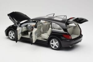 Mercedes R-Class W251 Obsidian Musta Minichamps 1:18 150034601 Metalli — kuva 5 / 8