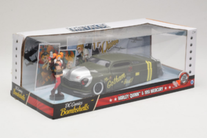 Mercury Gotham or Bust With Harley Quinn Figure Metals Diecast 1:24 30456 Metalli — kuva 2 / 3