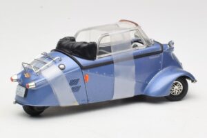 Messerschmitt KR200 Sininen Revell 1:18 08944 Metalli — kuva 2 / 6