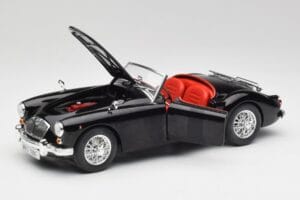 MGA English Roadster Musta Revell 1:18 84559091 Metalli — kuva 2 / 8