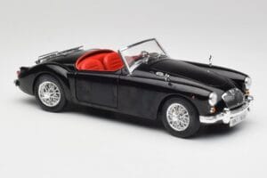 MGA English Roadster Musta Revell 1:18 84559091 Metalli — kuva 6 / 8