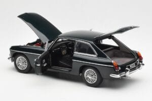 MGB GT Mk2 Coupe Racing Vihreä AUTOart 1:18 76602 Metalli — kuva 5 / 8