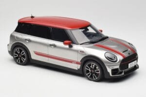 Mini Clubman F54 JCW Melting Silver Metallic Otto 1:18 OT1106 Hartsi — kuva 4 / 6