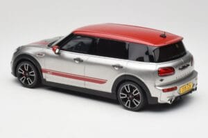 Mini Clubman F54 JCW Melting Silver Metallic Otto 1:18 OT1106 Hartsi — kuva 5 / 6