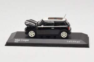MINI Cooper R50 Musta Minichamps 1:43 431138101 Metalli — kuva 2 / 5