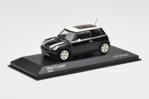 MINI Cooper R50 Musta Minichamps 1:43 431138101 Metalli — kuva 3 / 5