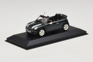 Mini Cooper Avoauto Vihreä Valkoisella Raidalla Minichamps 1:43 80420309093-R1 Metalli — kuva 2 / 5