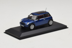 Mini Cooper Sininen Minichamps 1:43 MINI009 Metalli — kuva 2 / 5