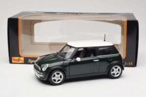 Mini Cooper Mk7 Vihreä Maisto 1:18 7271336 Metalli — kuva 8 / 8