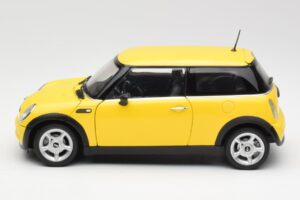 Mini Cooper One R50 Aerodynamiikkapaketti Keltainen Kyosho 1:18 80430148553 Metalli — kuva 4 / 8