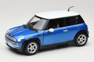 Mini Cooper R50 Sininen Valkoisella Katolla Mondo Motors 1:18 MINI004 Metalli