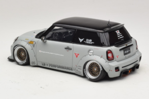 Mini Cooper R56 LB Works LB Nation Otto 1:18 OT1212 Hartsi — kuva 5 / 6