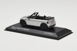 Mini Cooper S R57 Avoauto Hopea Minichamps 1:43 431138830 Metalli — kuva 3 / 6