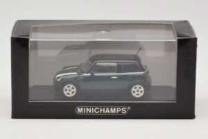 Mini Cooper S R53 Vihreä Raidoilla Minichamps 1:43 MINI006 Metalli — kuva 2 / 4