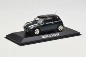 Mini Cooper S R53 Vihreä Raidoilla Minichamps 1:43 MINI006 Metalli — kuva 4 / 4
