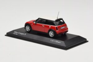 MINI Cooper S R53 Punainen Minichamps 1:43 431138200 Metalli — kuva 3 / 5