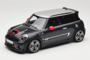 Mini John Cooper Works GP2 R56 Thunder Grey Otto 1:18 OT497 Hartsi