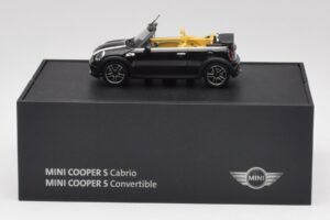 Mini Cooper S R57 Avoauto Musta Minichamps 1:43 80422148818 Metalli
